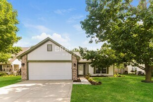 1433 Audubon Dr in Brownsburg, IN - Building Photo