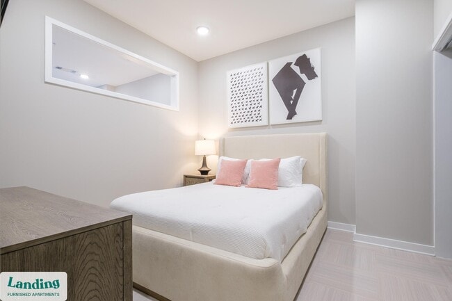 600 19th St N, Unit 606