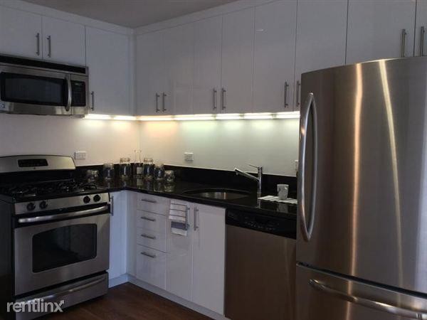 37 Bank St in New York, NY - Building Photo - Building Photo