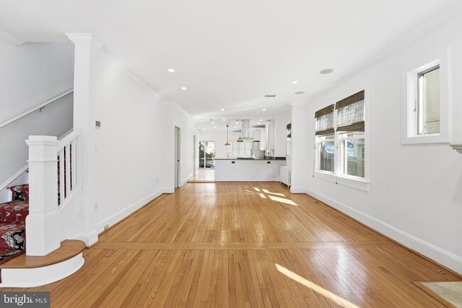 5149 MacArthur Blvd NW in Washington, DC - Building Photo - Building Photo