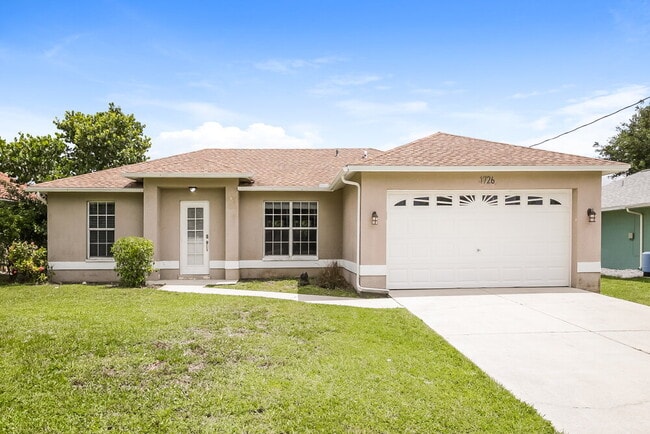property at 1726 SW 22nd St