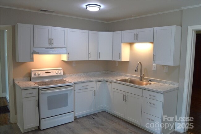 619 Salisbury Rd in Statesville, NC - Building Photo - Building Photo