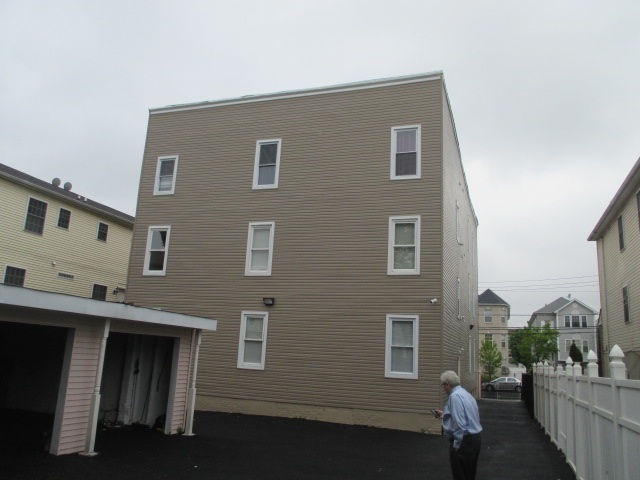 493-495 Irvine Turner Blvd in Newark, NJ - Building Photo - Building Photo