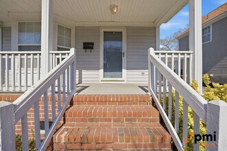 831 Marshall Ave in Norfolk, VA - Building Photo - Building Photo