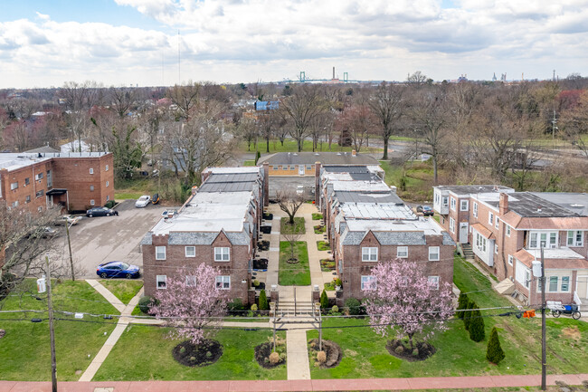 180 White Horse Pike in Collingswood, NJ - Foto de edificio - Building Photo