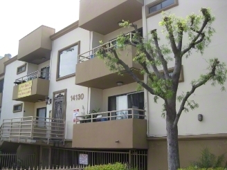 Terrace Apartments in Van Nuys, CA - Building Photo - Building Photo