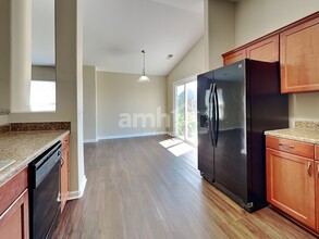 117 Lakepointe Dr in Pooler, GA - Foto de edificio - Building Photo