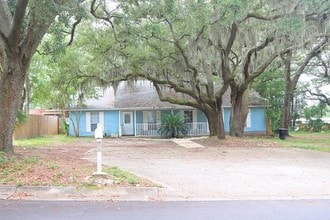 2805 E Strong St in Pensacola, FL - Building Photo - Primary Photo