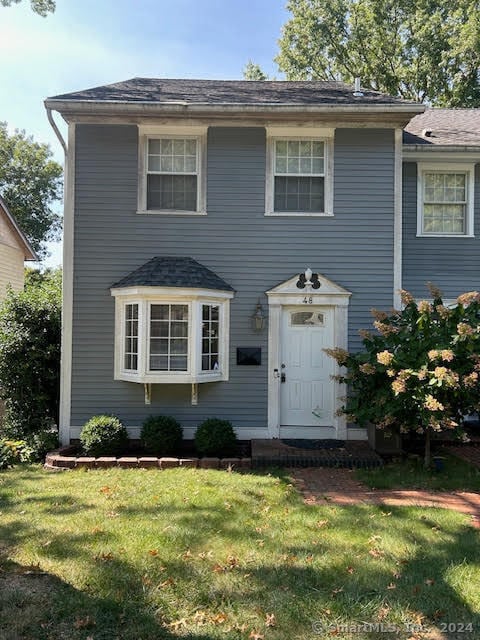 48 Pemberwick Rd in Greenwich, CT - Building Photo