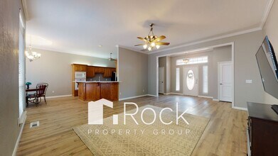 2513 NW 158th St in Edmond, OK - Foto de edificio - Building Photo