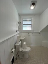 1402 SE 32nd Ave in Portland, OR - Building Photo - Building Photo