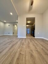 238 Stevenson Sq in Alexandria, VA - Building Photo