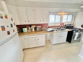 45 N Winooski Ave in Burlington, VT - Building Photo