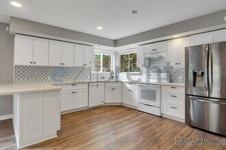 25125 Reith Rd in Kent, WA - Building Photo - Building Photo