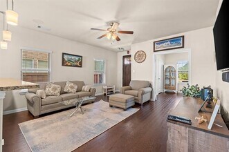 4207 Whispering Willow Way in Arlington, TX - Building Photo - Building Photo