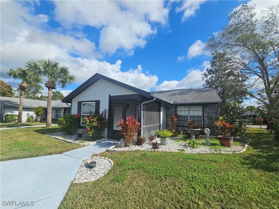 10426 Lakeport Ct in Lehigh Acres, FL - Building Photo