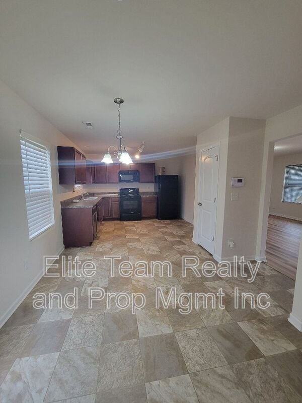 5823 Hewitt Dr in Charlotte, NC - Building Photo - Building Photo