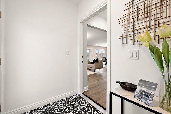 2080 Gladstone St in Detroit, MI - Building Photo - Building Photo