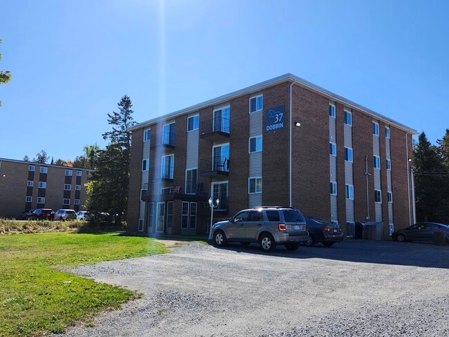 property at 37 Dobbin St