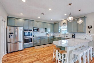126 Driftwood Rd in Freeport, TX - Building Photo - Building Photo