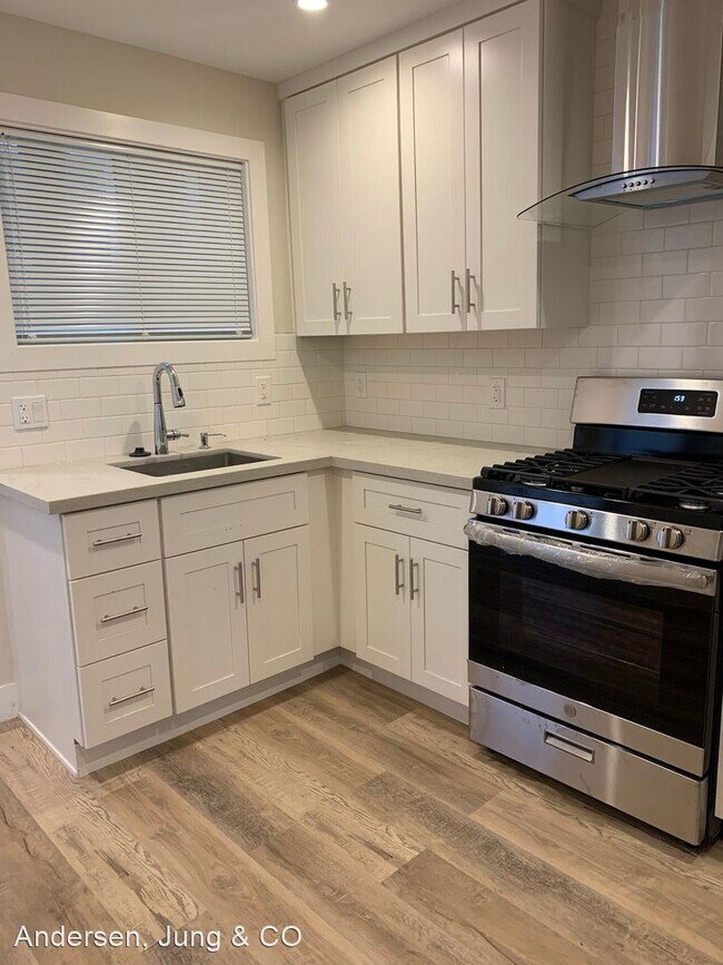 235 Cortland Ave in San Francisco, CA - Building Photo - Building Photo