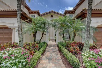 218 Tresana Blvd in Jupiter, FL - Building Photo - Building Photo