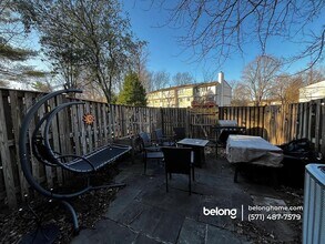 1618 Purple Sage Dr in Reston, VA - Building Photo - Building Photo