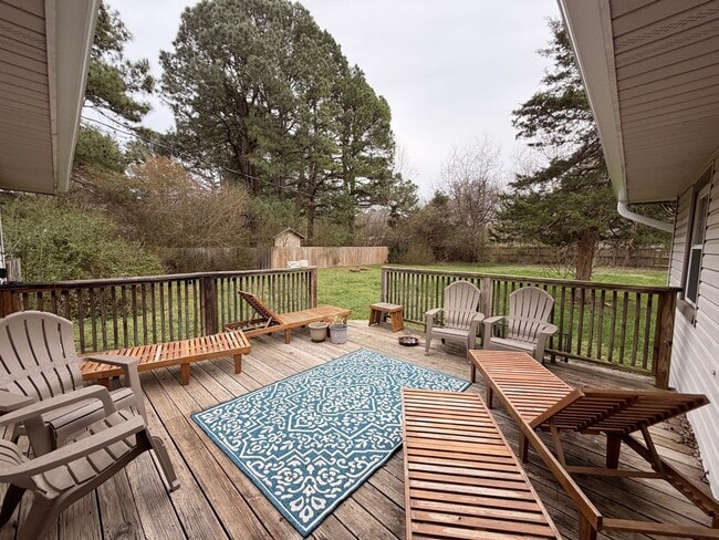 2219 W Ora Dr in Fayetteville, AR - Building Photo - Building Photo