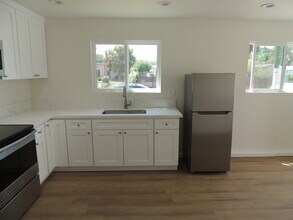 22851 Valerio St, Unit ADU Apartment in West Hills, CA - Building Photo - Building Photo