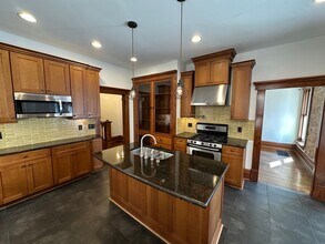 1023 Neil Ave-Unit -1023 in Columbus, OH - Building Photo - Building Photo