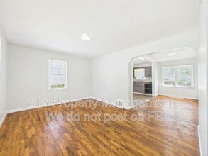 10323 East 20th St S in Independence, MO - Building Photo - Building Photo