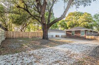 6003 De Moss Dr photo'