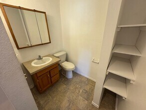 618 Basin St NW in Ephrata, WA - Foto de edificio - Building Photo