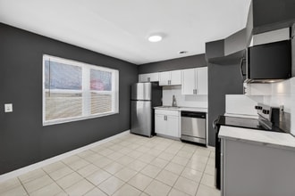 10235 Midland Blvd in St. Louis, MO - Building Photo - Building Photo