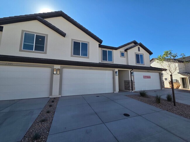 property at 3342 E Dungeon Dr