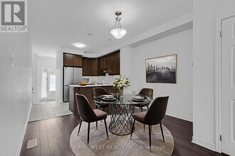 23 Circus Cres in Brampton, ON - Building Photo - Building Photo