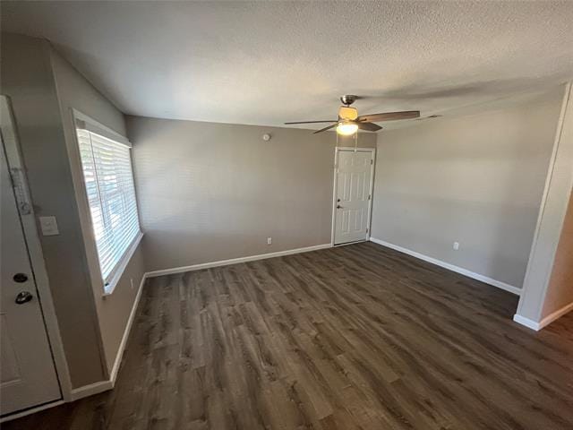 323 N Cottonwood Dr in Richardson, TX - Building Photo - Building Photo
