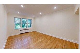 77 Kilsyth Rd, Unit 1 in Boston, MA - Building Photo