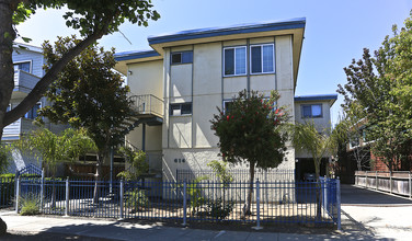 614 Peninsula Ave in Burlingame, CA - Building Photo - Building Photo