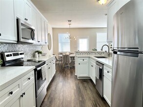 75 Blue Creek Pl in Spring, TX - Building Photo - Building Photo
