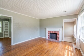 1810 N Main St in Tulsa, OK - Building Photo - Building Photo