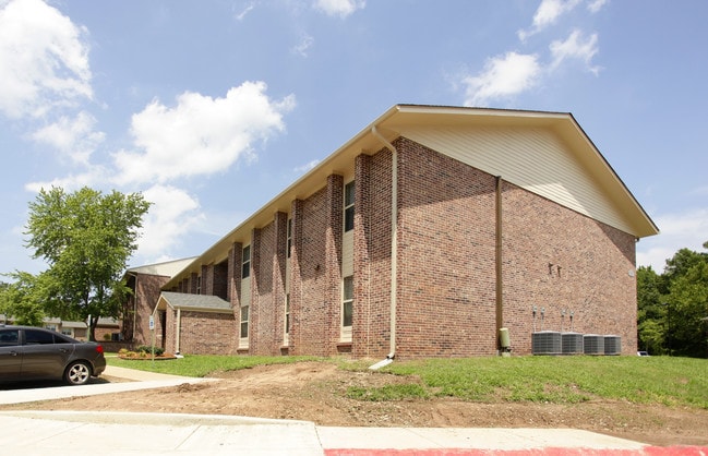 Asbury Park Apartments in Little Rock, AR - Foto de edificio - Building Photo