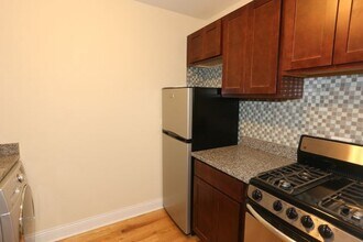 558 W Arlington in Chicago, IL - Foto de edificio - Building Photo