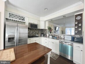 14069 Madrigal Dr in Woodbridge, VA - Building Photo - Building Photo