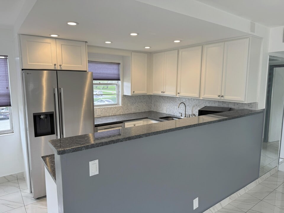 351 Mansfield I in Boca Raton, FL - Building Photo