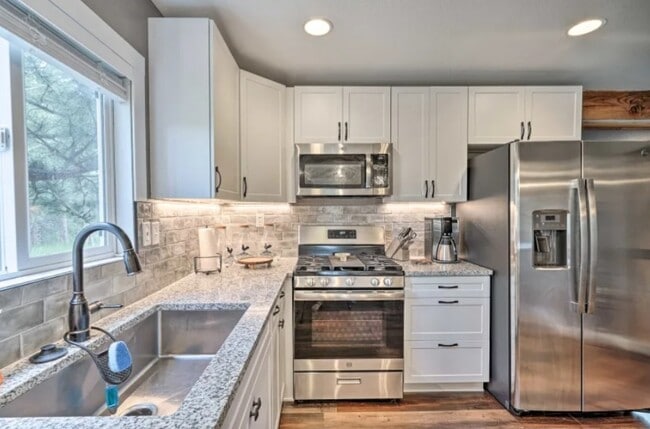 255 Midnight Ln in Florissant, CO - Foto de edificio - Building Photo