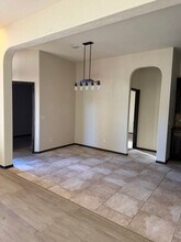 3408 Sardis Way in Yukon, OK - Foto de edificio - Building Photo
