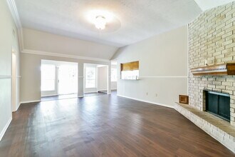 15022 Mulberry Meadows Dr in Houston, TX - Foto de edificio - Building Photo