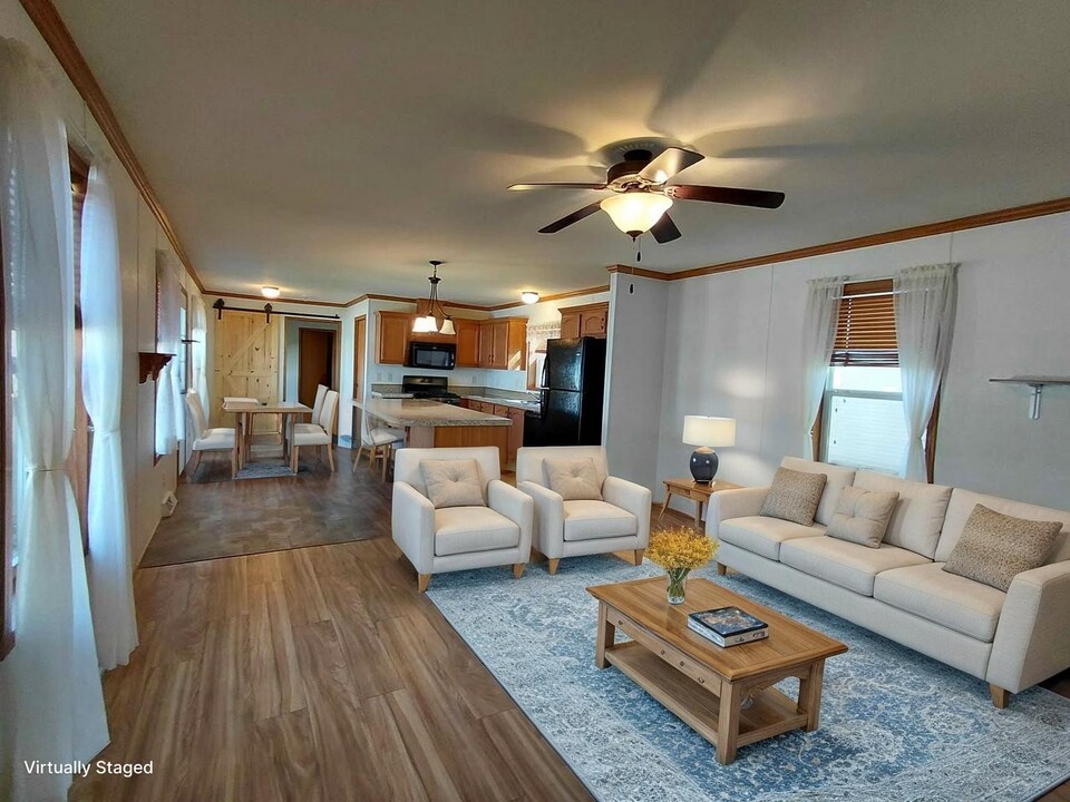 2022 Mockingbird Pl NW in Stewartville, MN - Building Photo