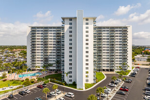 Coral Ridge Towers East Apartments